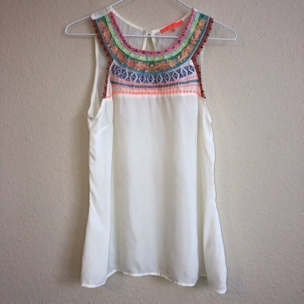 Lulumari Tank Top Embroidered Boho Festival Trendy